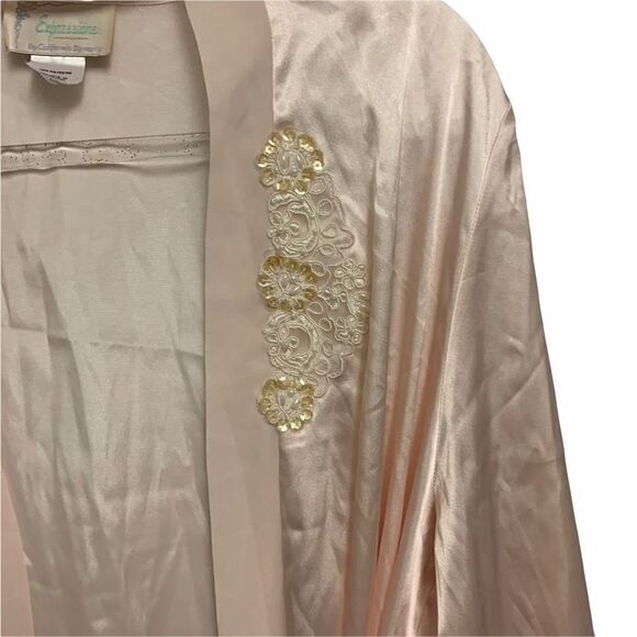 Vintage Expression Blush Embroidered Satin Robe M - Picture 6 of 6